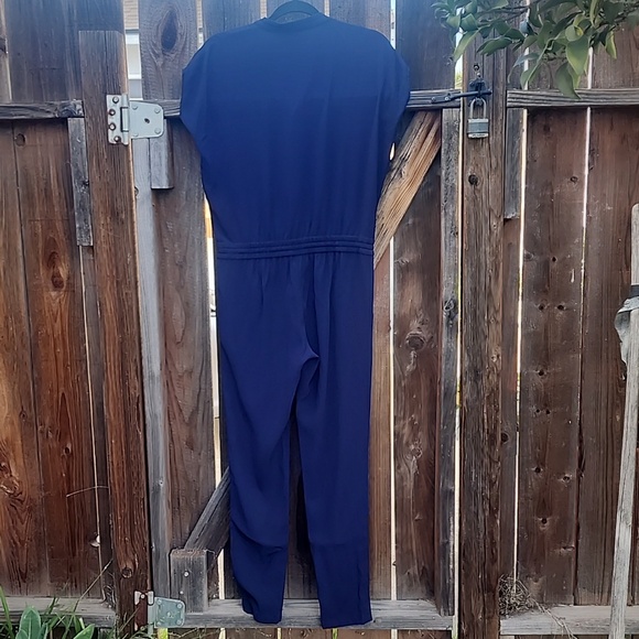 Aritzia Babaton Navy Donnie Jumpsuit, Pre-loved in Good Condition,  Sz. XXS - Picture 5 of 13